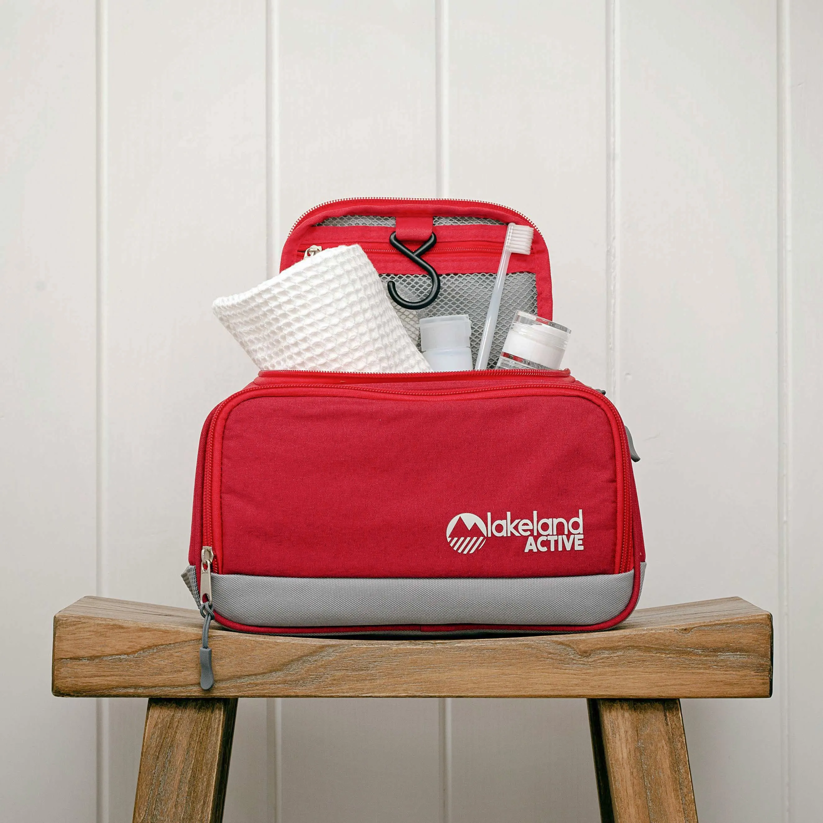 Gosforth Hanging Travel Toiletry Bag